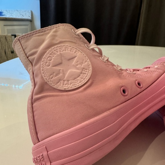 Pink ombre converse - Picture 6 of 7